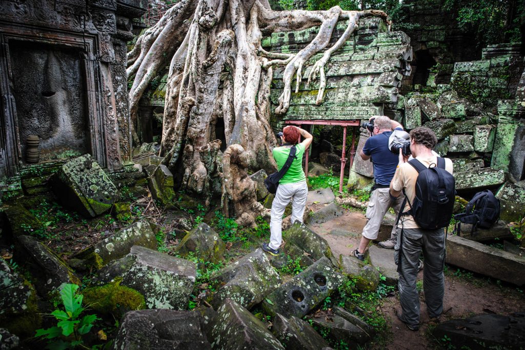 Angkor Photography Tour