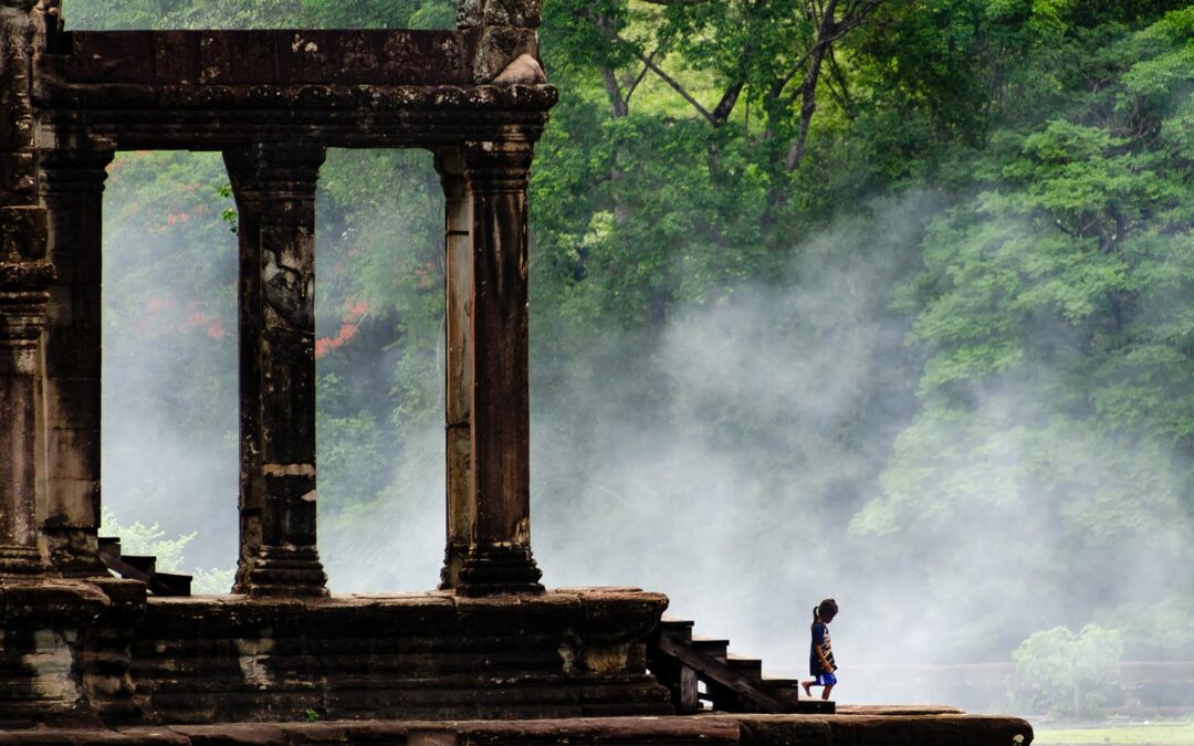 How to Photograph the Temples of Angkor: Timing, Light & Local Expertise